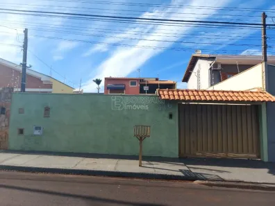 Sobrado com 3 Quartos à venda, 209m² no Vila Suconasa, Araraquara