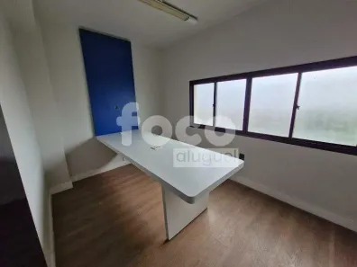 Sala Comercial para alugar, 115m² no Nossa Senhora Aparecida, Uberlândia