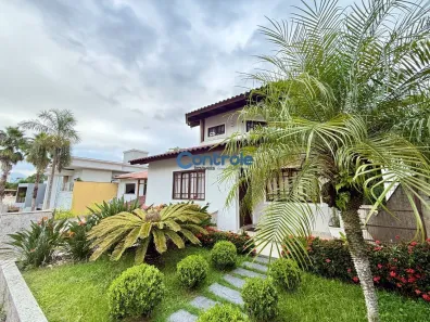 Casa com 3 Quartos à venda, 280m² no Pedra Branca, Palhoça