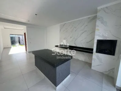 Casa com 3 Quartos à venda, 100m² no Novo Mundo, Uberlândia