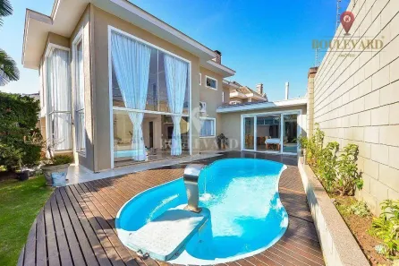 Casa de Condomínio com 3 Quartos à venda, 330m² no Xaxim, Curitiba