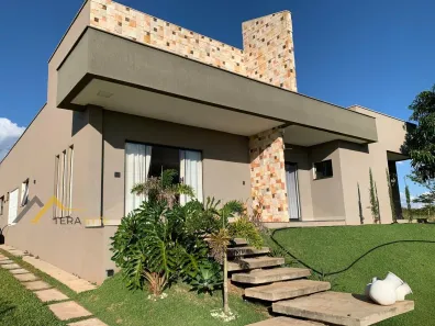 Casa de Condomínio com 3 Quartos à venda, 240m² no Residencial Terra Santa, Trindade