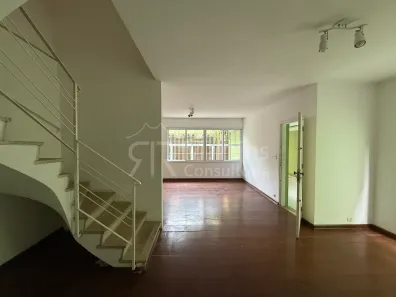 Sobrado com 5 Quartos à venda, 276m² no Vila Alpina, Santo André