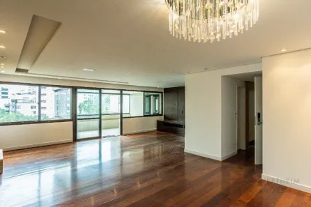 Apartamento com 3 Quartos para venda ou aluguel, 185m² no Real Parque, São Paulo