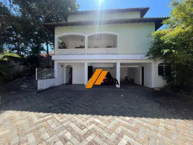 Sobrado com 3 Quartos para alugar, 270m² no São Vicente, Mairiporã