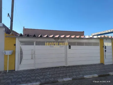 Casa com 3 Quartos para alugar, 131m² no Jardim Míriam, Suzano
