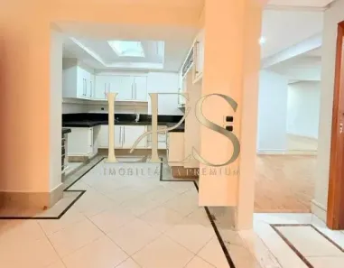 Casa com 3 Quartos à venda, 215m² no Jardim Camburi, Vitória