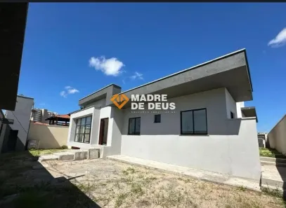 Casa com 4 Quartos à venda, 290m² no De Lourdes, Fortaleza