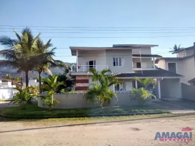 Casa de Condomínio com 4 Quartos à venda, 407m² no Mar Verde, Caraguatatuba