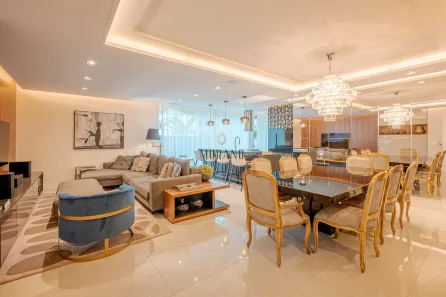 Casa com 4 Quartos à venda, 240m² no América, Joinville