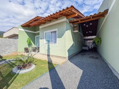 Casa com 2 Quartos à venda, 100m² no Estrada das Areias, Indaial