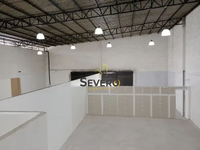 Galpão/Depósito/Armazém à venda, 350m² no Rio do Ouro, São Gonçalo