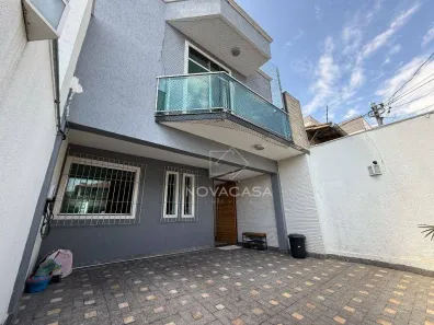 Casa com 3 Quartos à venda, 198m² no Heliópolis, Belo Horizonte