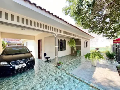 Casa com 5 Quartos à venda, 215m² no Jardim Alvorada, Maringá