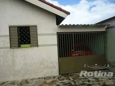 Casa com 5 Quartos à venda, 84m² no Luizote de Freitas, Uberlândia