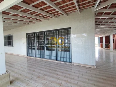 Casa com 3 Quartos à venda, 180m² no Solemar, Praia Grande