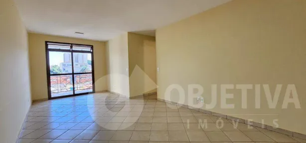 Apartamento com 3 Quartos para alugar, 153m² no Centro, Uberlândia
