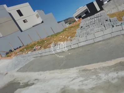 Lote/Terreno à venda, 322m² no Laranjeiras, Caieiras