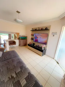 Casa de Condomínio com 5 Quartos à venda, 188m² no Jardins Madri, Goiânia