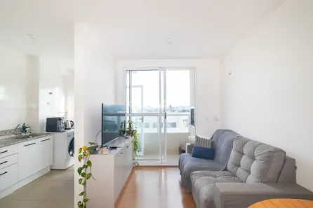 Apartamento com 2 Quartos para alugar, 56m² no Camaquã, Porto Alegre