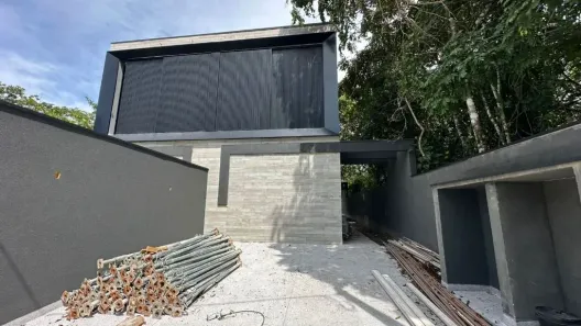 Casa com 4 Quartos à venda, 200m² no São Lourenço, Bertioga