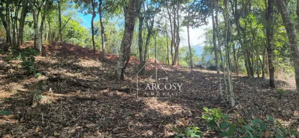 Lote/Terreno à venda, 902m² no Bonsucesso, Petrópolis