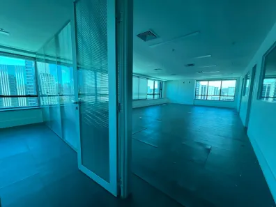 Sala Comercial para alugar, 412m² no Vila Olímpia, São Paulo
