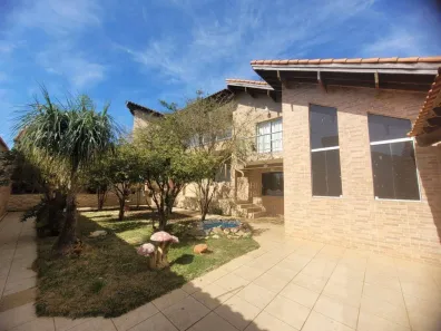 Casa com 6 Quartos para venda ou aluguel, 550m² no Jardim Suzano, Suzano