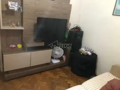 Kitnet à venda, 27m² no Centro, Rio de Janeiro