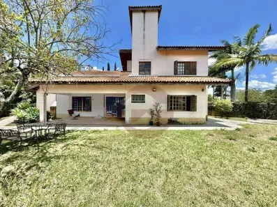 Casa de Condomínio com 3 Quartos à venda, 255m² no Jardim Ana Estela, Carapicuíba