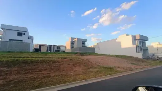 Lote/Terreno à venda, 400m² no Jardins Nápoles, Senador Canedo