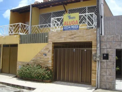 Casa com 2 Quartos para alugar, 211m² no Conjunto Esperança, Fortaleza