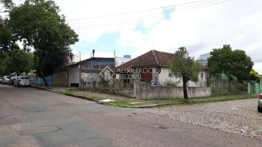 Lote/Terreno à venda, 300m² no Morro Santana, Porto Alegre