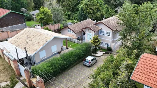 Casa com 6 Quartos à venda, 322m² no Jardim Jaguaribe, Campos do Jordão