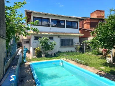 Casa com 6 Quartos à venda, 408m² no Chácara das Pedras, Porto Alegre