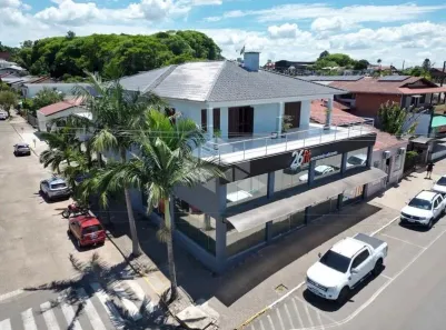Apartamento com 3 Quartos para alugar, 315m² no Centro, Vera Cruz