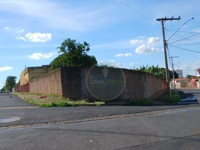 Lote/Terreno à venda, 330m² no Nossa Senhora da Abadia, Uberaba