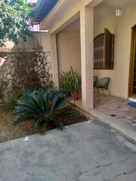 Casa com 3 quartos — Jaraguá, Belo Horizonte