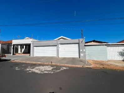 Casa com 2 Quartos à venda, 235m² no Vila Cidade Industrial (Vila Xavier), Araraquara