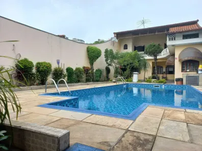 Casa com 3 Quartos à venda, 160m² no Vila Galvão, Guarulhos