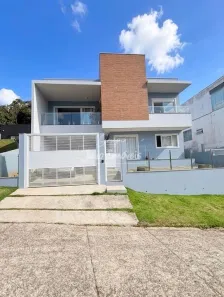 Casa com 3 Quartos à venda, 380m² no Primeiro de Maio, Brusque