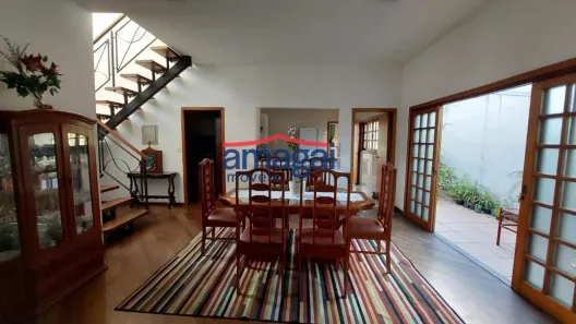 Imóvel Comercial para alugar, 350m² no Centro, Jacareí