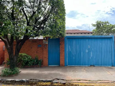 Casa com 3 Quartos à venda, 135m² no Vila Alba, Campo Grande
