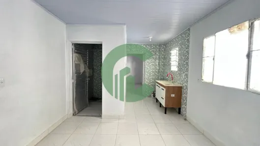Casa com 2 Quartos para alugar, 70m² no Vila Assunção, Santo André