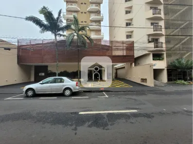 Ponto Comercial para alugar, 138m² no Centro, Uberlândia