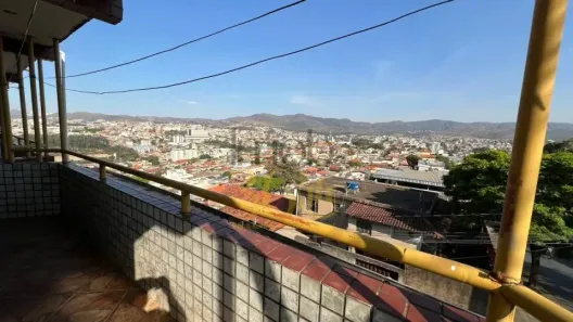 Apartamento com 2 Quartos para alugar, 999m² no Barreiro, Belo Horizonte