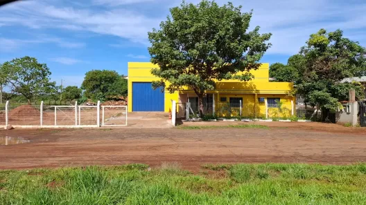 Galpão/Depósito/Armazém com 2 Quartos para alugar, 700m² no Parque Novo Século, Campo Grande