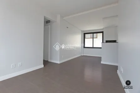 Apartamento com 2 Quartos para alugar, 60m² no Passo da Areia, Porto Alegre