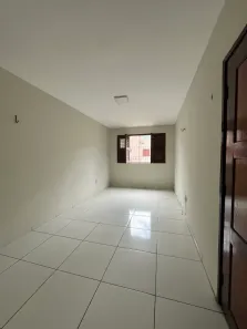 Apartamento com 3 Quartos para alugar, 72m² no Damas, Fortaleza