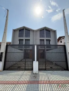 Casa com 2 Quartos à venda, 80m² no Jardim Iririú, Joinville